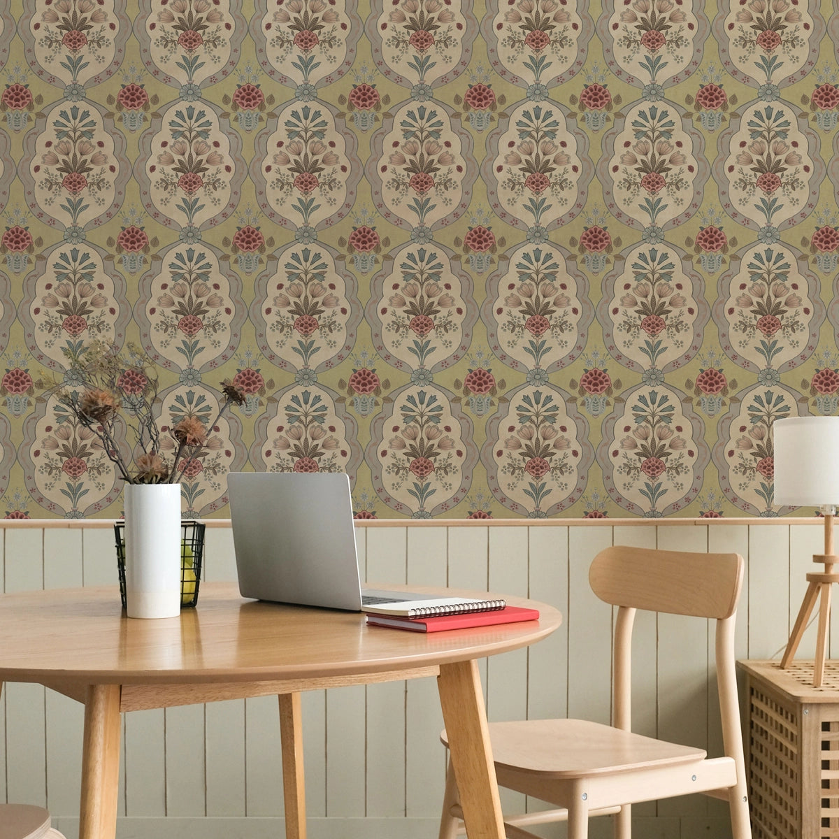Regalia | Mughal Vintage Floral Pattern Wallpaper