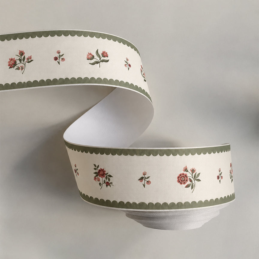 Roseline | Floral Scallop Self-Adhesive Border